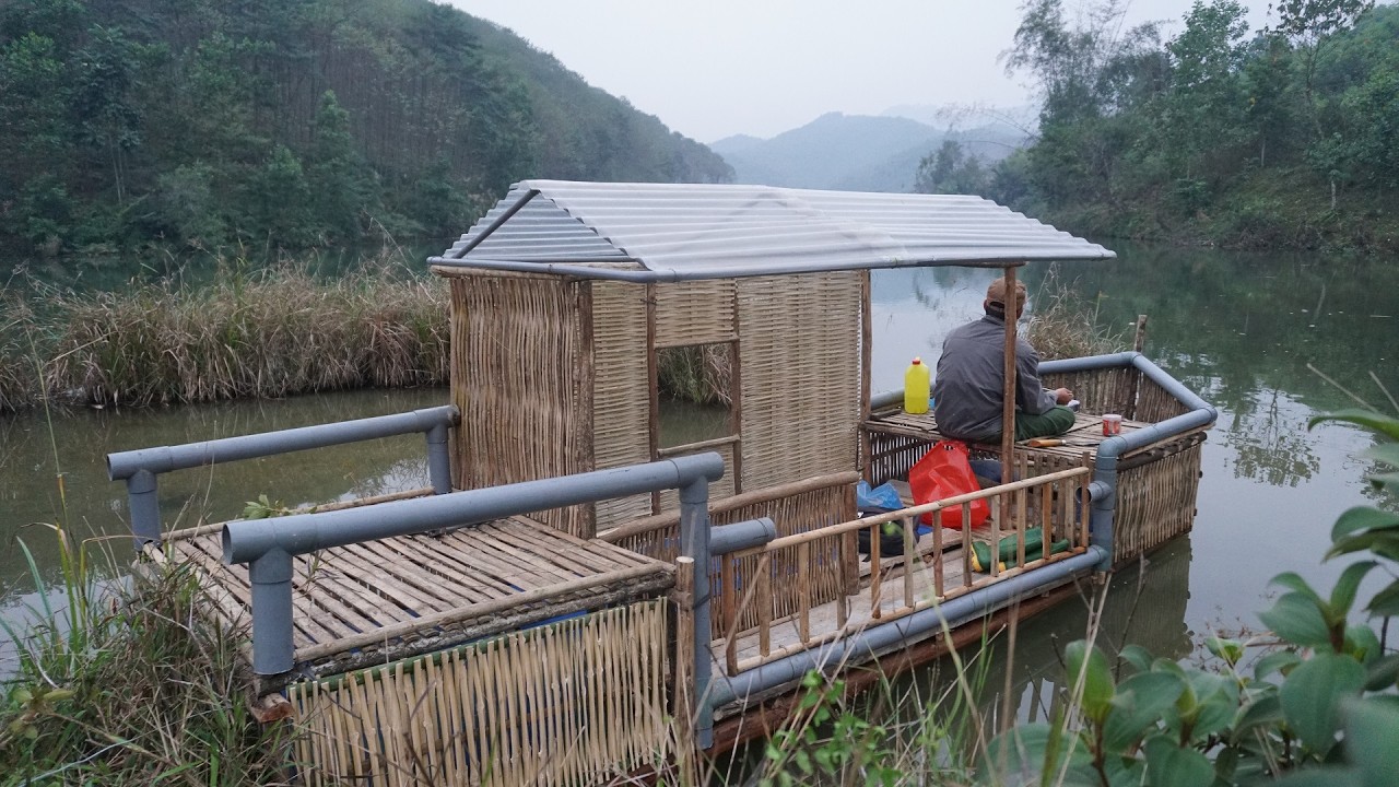 Fishing and camping on the lake, building mobile homes and living on boats