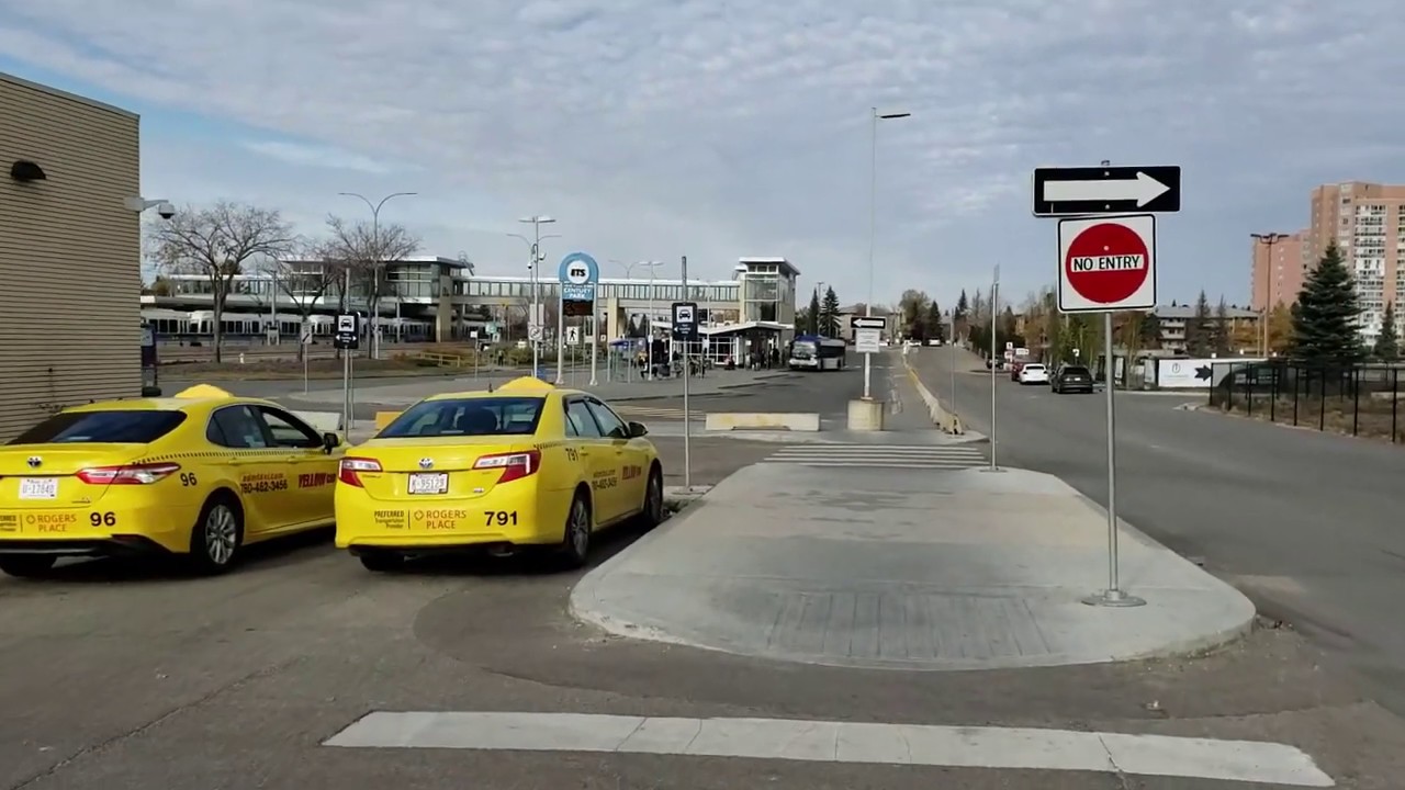 YEG Edmonton International Airport to EDM Downtown by 747 LRT