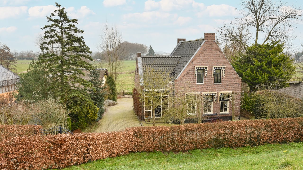 Verkocht | Landhuis Zuiderlingedijk 241 Spijk | De Landerije Makelaars