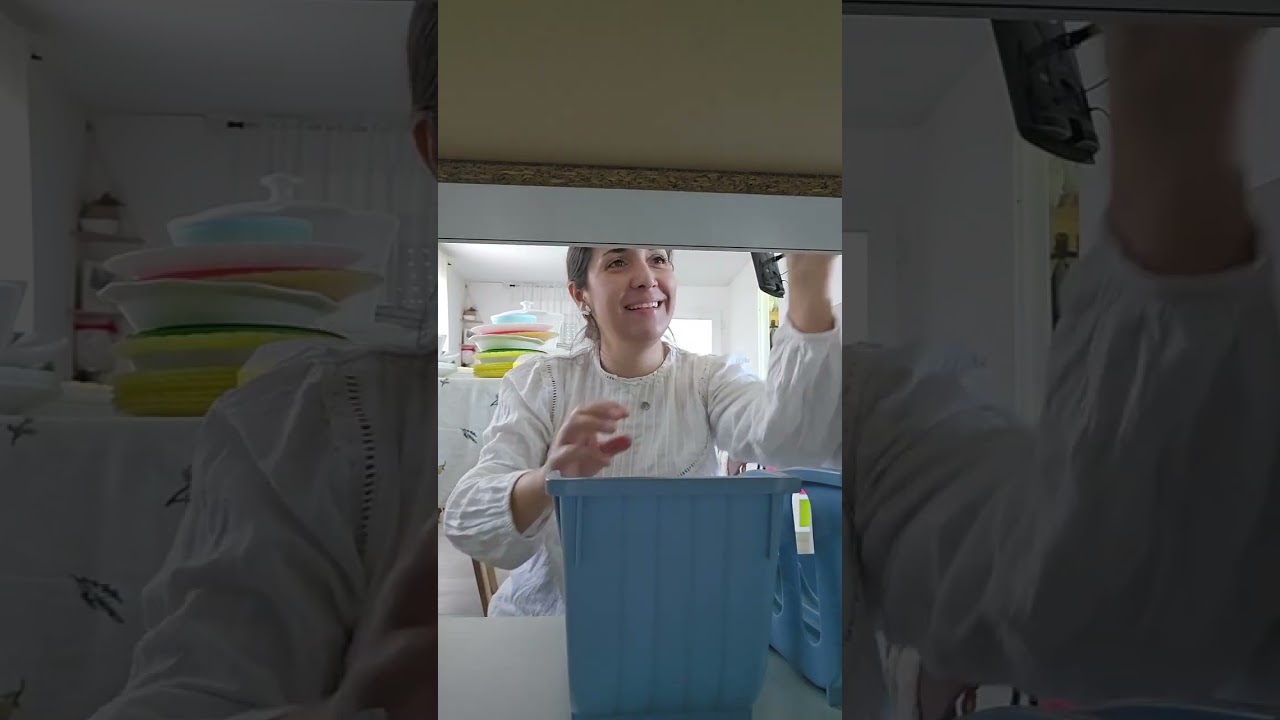 Curățenie si ordine in dulapul cu veselă ☺️
