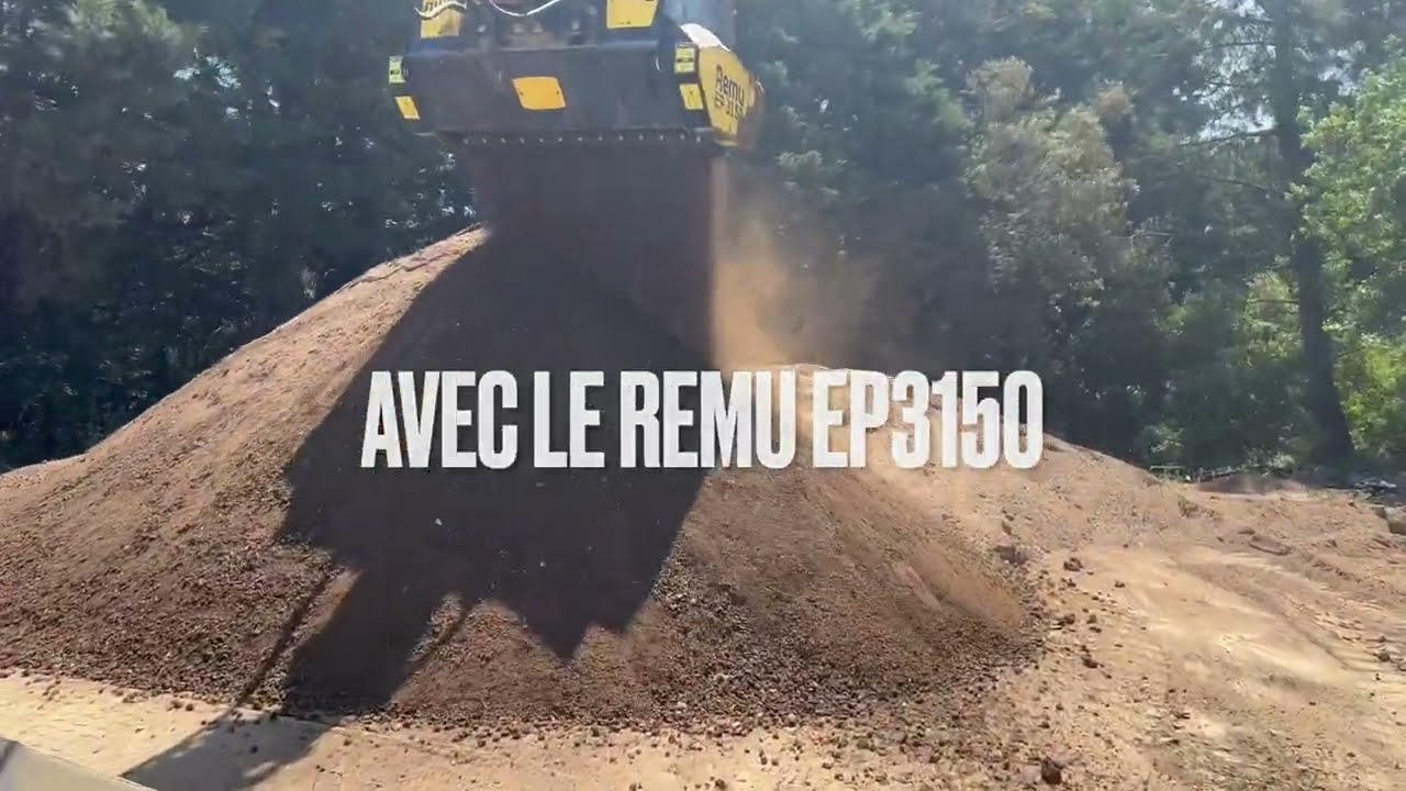 Terre V&eacute;g&eacute;tale avec Godet cribleur REMU EP 3150