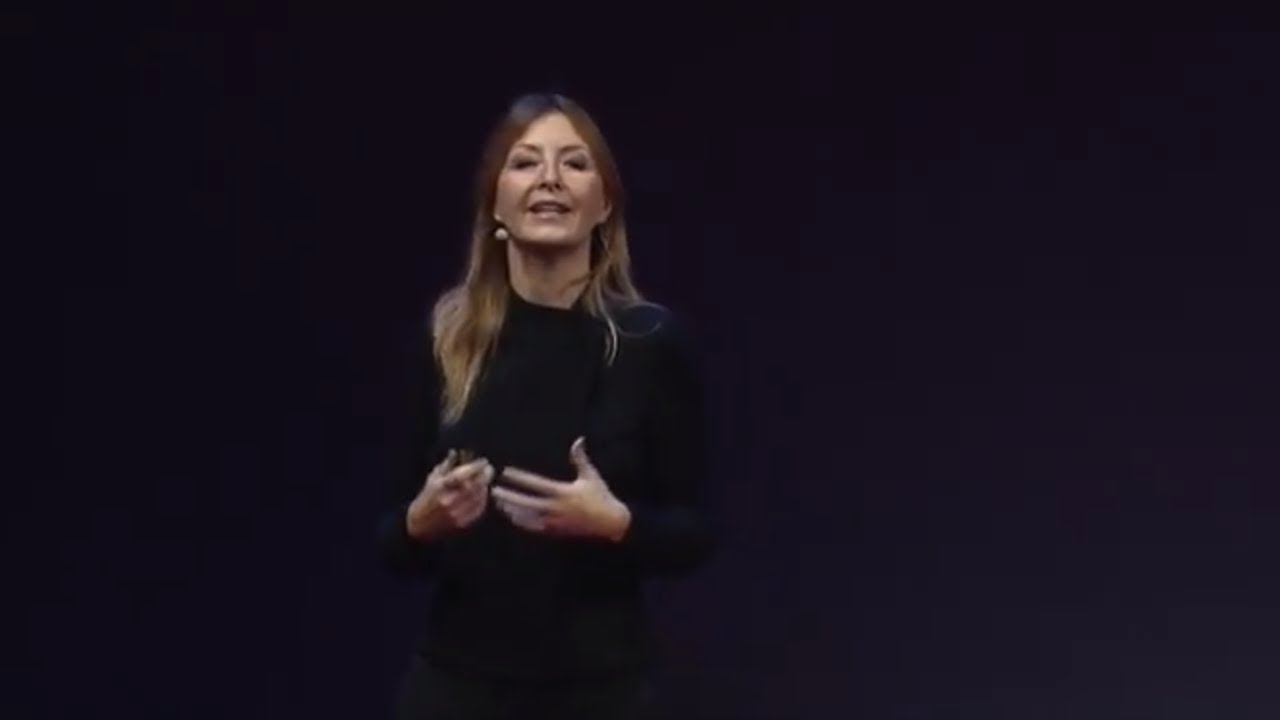 Iperstoria (la scomparsa del tempo lineare) | Barbara Carfagna | TEDxTrento