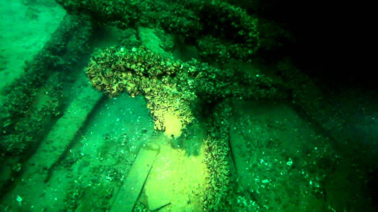 Крушение &laquo;Реджины&raquo; у берегов Порт-Сэнилака, штат Мичиган