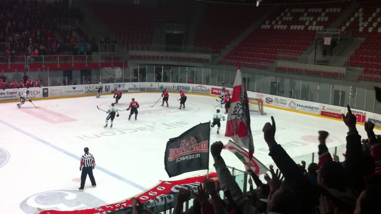 Jesenice : Olimpija 31.3.16 3
