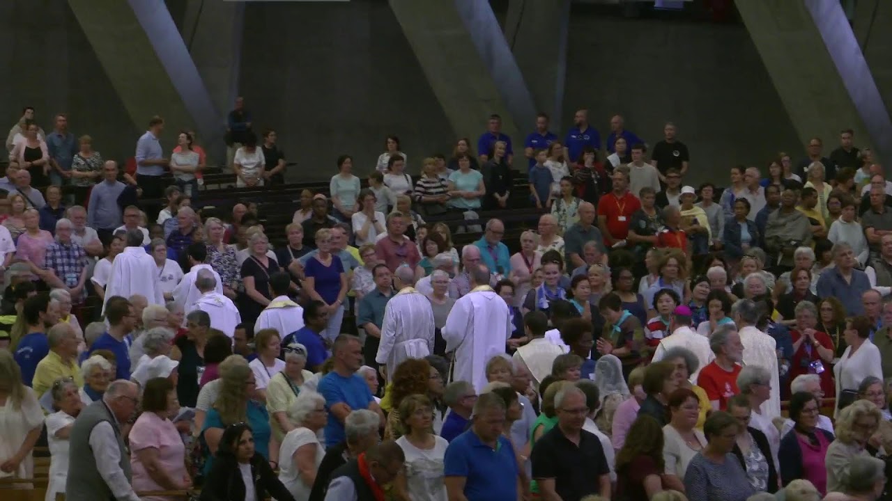 Procession eucharistique de Lourdes - June 7, 2024