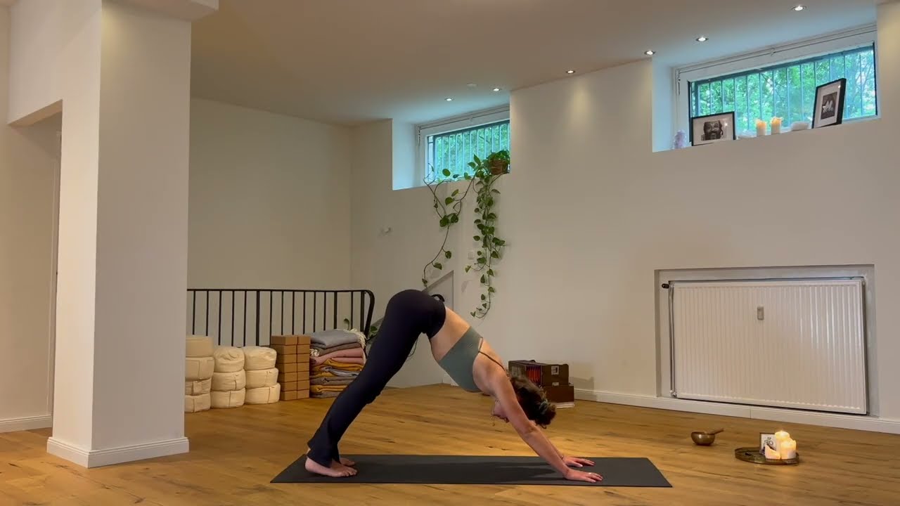 Day 5 - Yoga Flow for Strength, Balance & Focus
