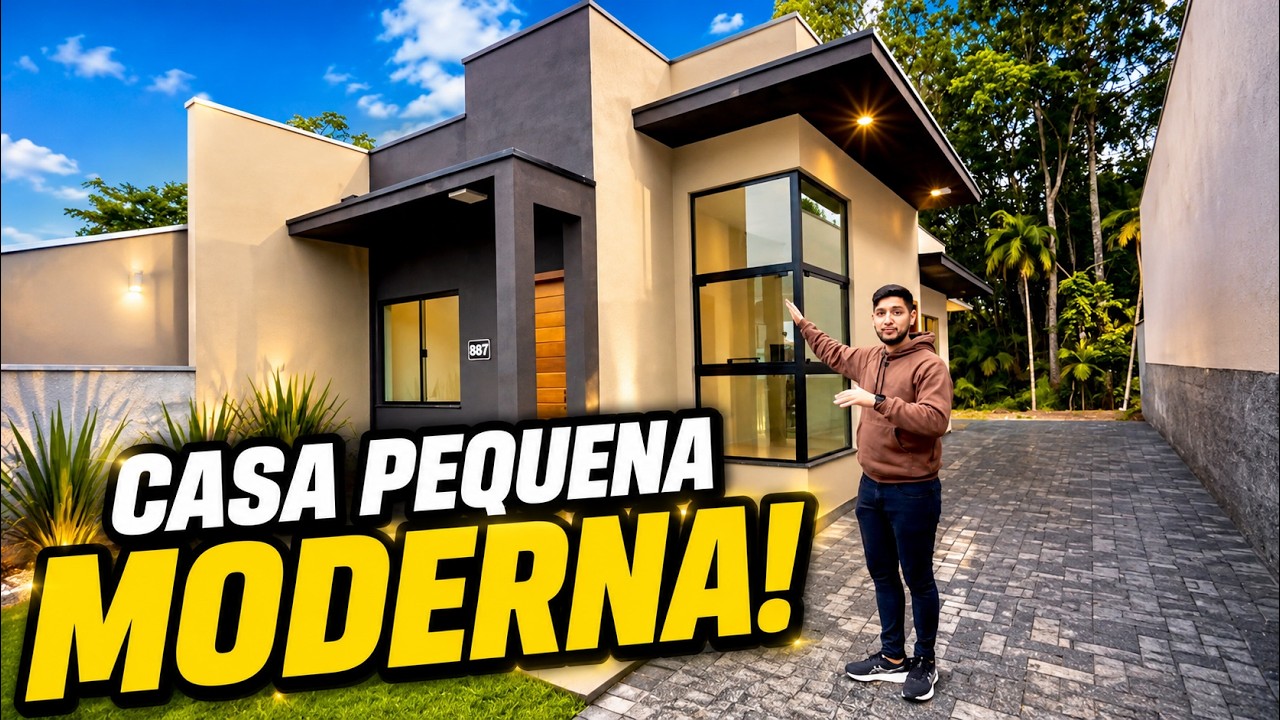 Casa pequena com pé direito alto e área verde de fundos!