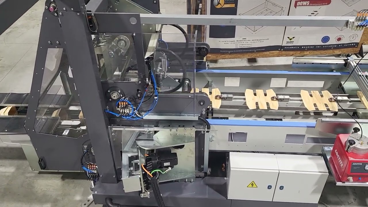 SMD la 1er Machine qui fabrique des  Barquette 100% en bois , sans colle ni agrafe 