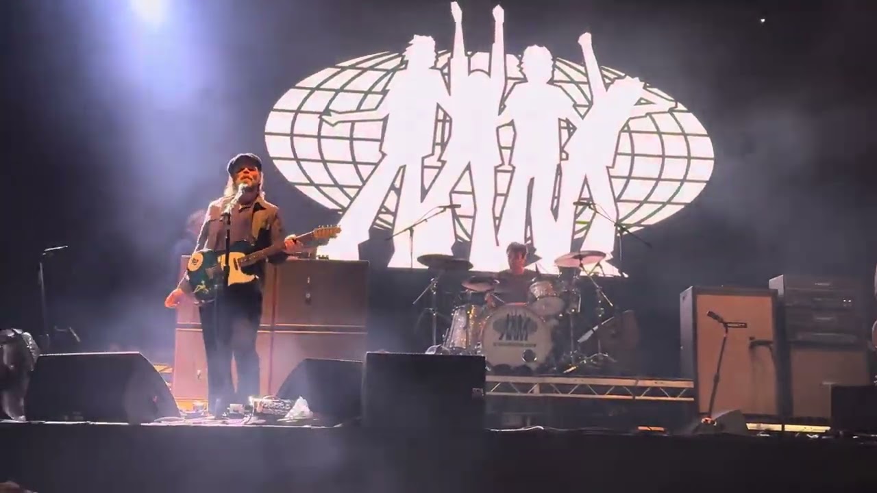 SUPERGRASS - MANSIZE ROOSTER - TUNES ON THE BAY - SWANSEA - 03.05.25
