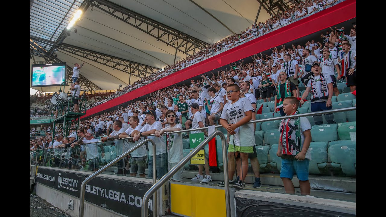Doping kibiców Legii Warszawa na meczu z Zagłębiem Lubin