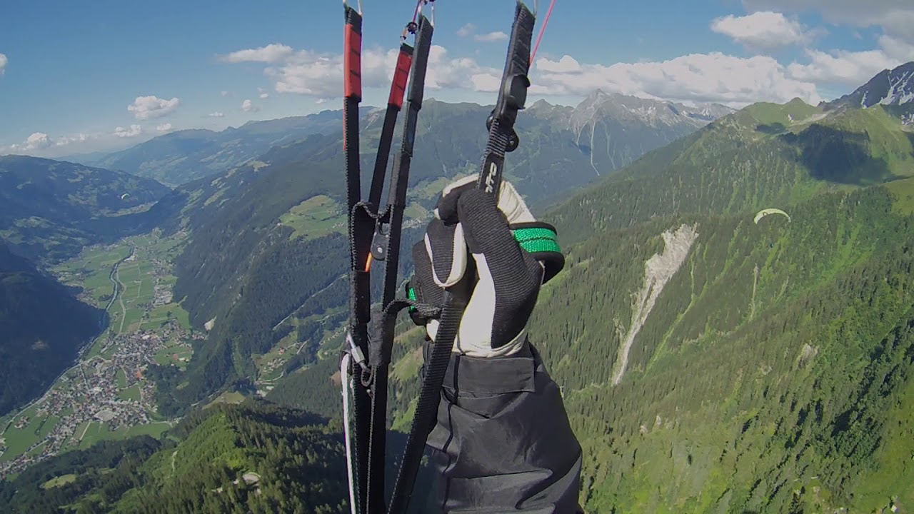 Gleitschirmflug vom Penken, Zillertal