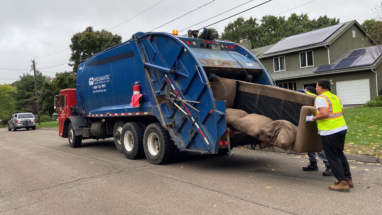 Willimantic Waste Ex-Waste Management Mack LE McNeilus Crushing Bulk