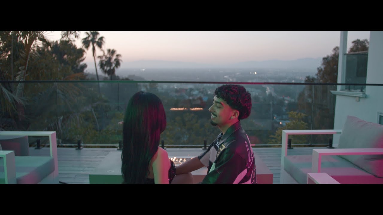Pelinegra Loca - Ezra Martinez(Official Video)