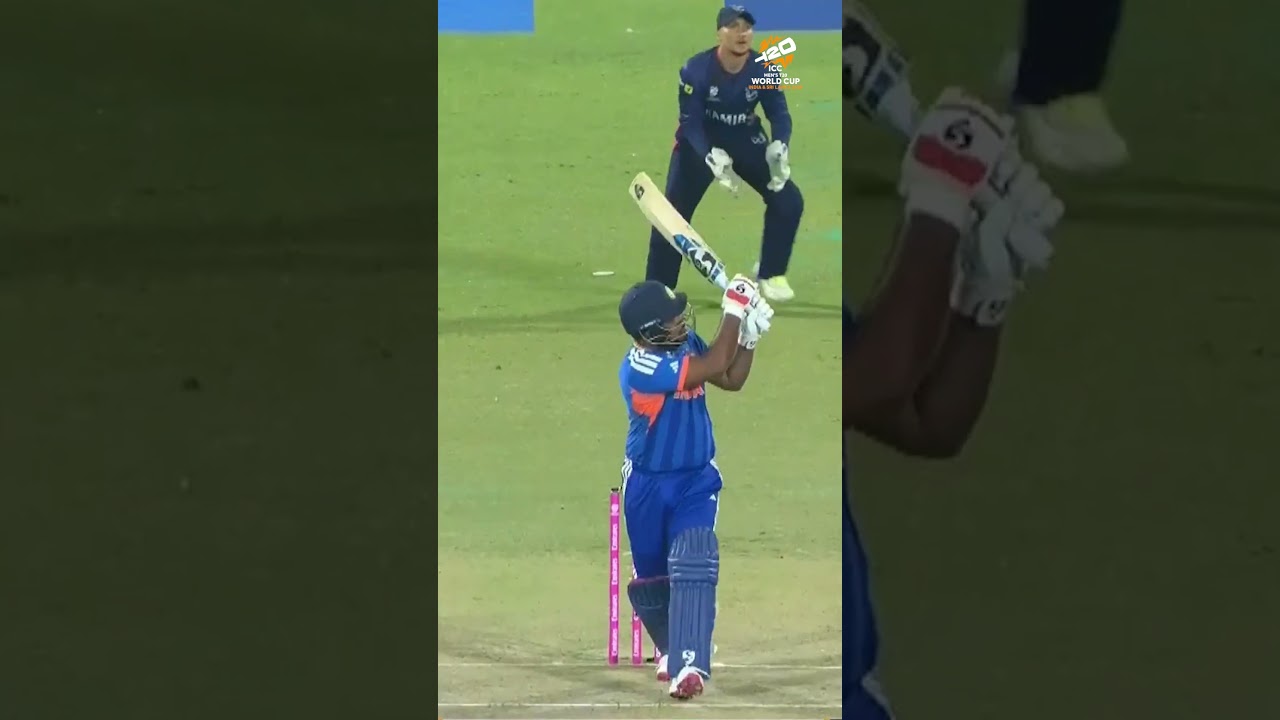 Maximum power was unleashed as @budweiser Smooth Sixes were launched into the stands⚡