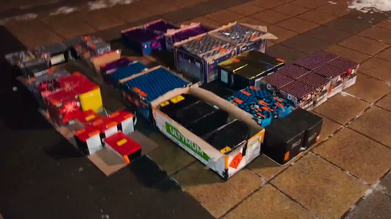 Mein 0 Uhr Feuerwerk Silvester 2025/2026 an den Uckermärkischen Bühnen Schwedt #firework #silvester 