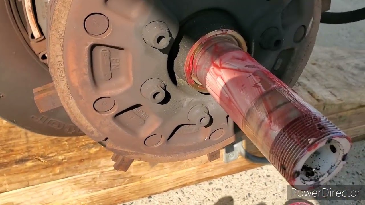 the AOG mechanic- king air tire change