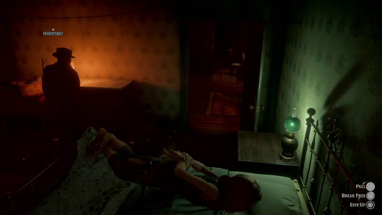 Red Dead Online , Home Invader!! Hogties Rosie and raids house!!