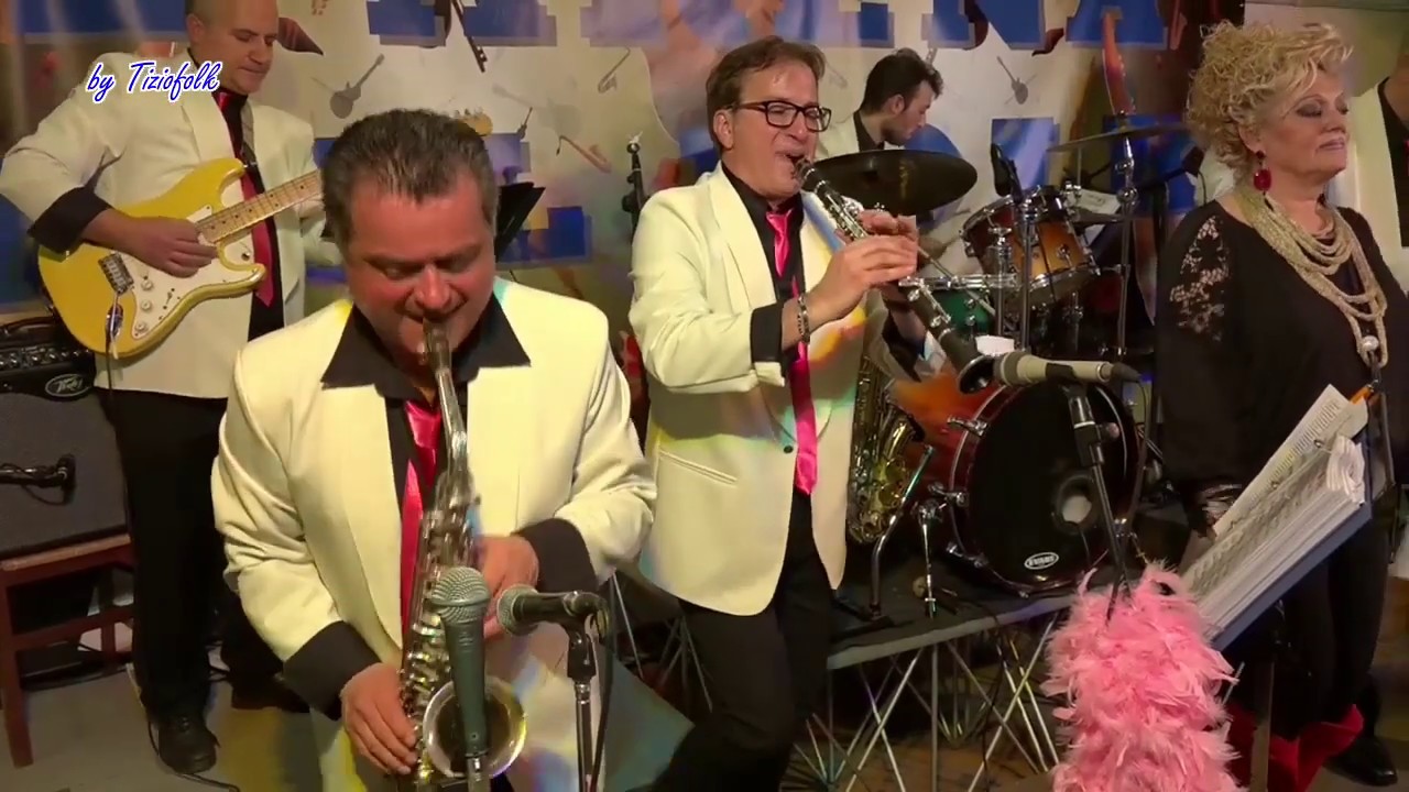 ATOMICA 58 polka di Secondo Casadei eseguita dall'orchestra A'MARCORD all'Arena del Folk 2018