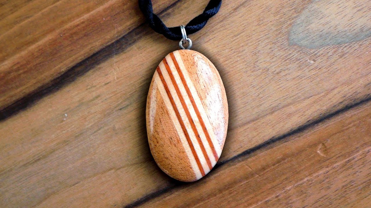 How to make an oval wooden necklace - DIY