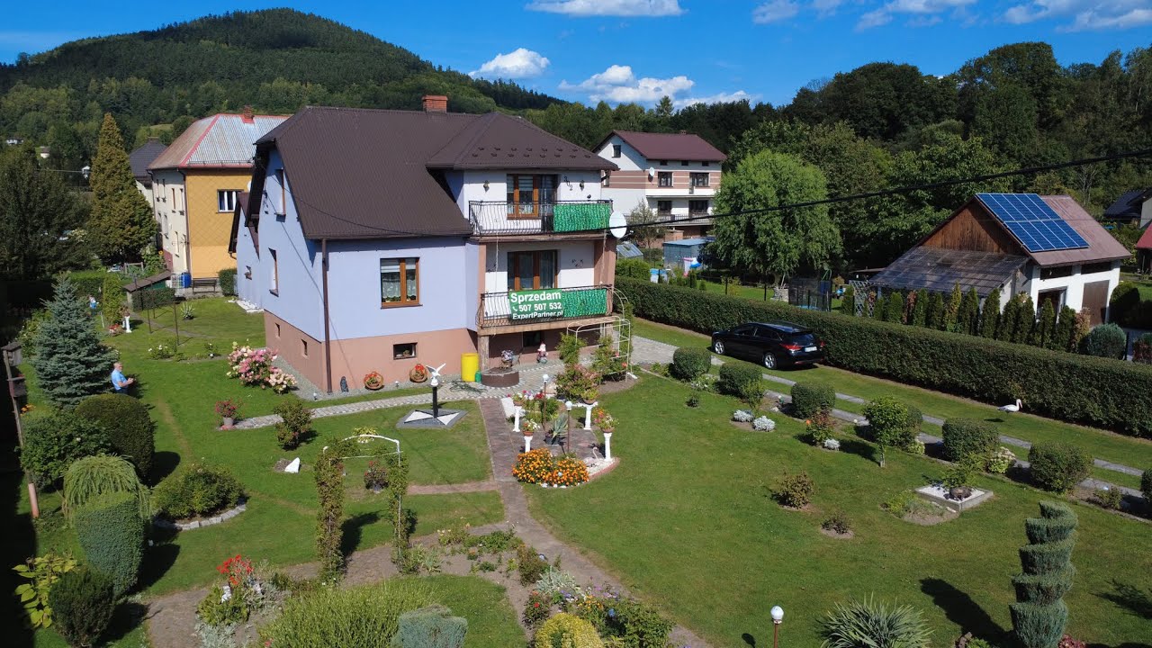 Sprzedam dom obok Żywca w Beskidach.  Żywiec.  Spacer po domu. 4 pokoje + magazyn. Wieś Wieprz