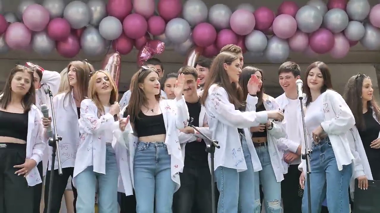 ქ.წალენჯიხის მე-2 საჯარო სკოლის ბოლო ზარი.
