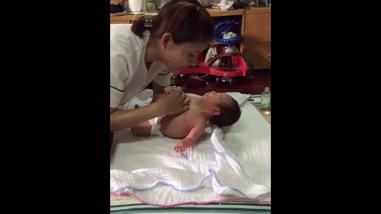 HƯỚNG DẪN MASSAGE CHO BÉ TẠI NHÀ