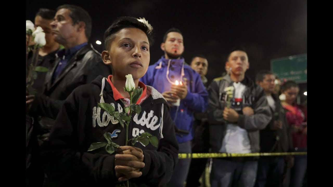 News Wrap: Death toll in Colombia car bombing rises to 21