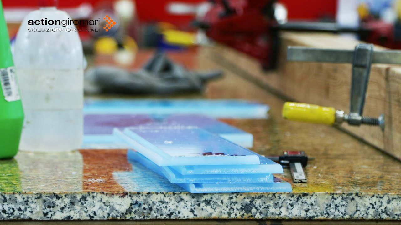 Come incollare il plexiglass | Metodo di fissaggio con colla a solvente