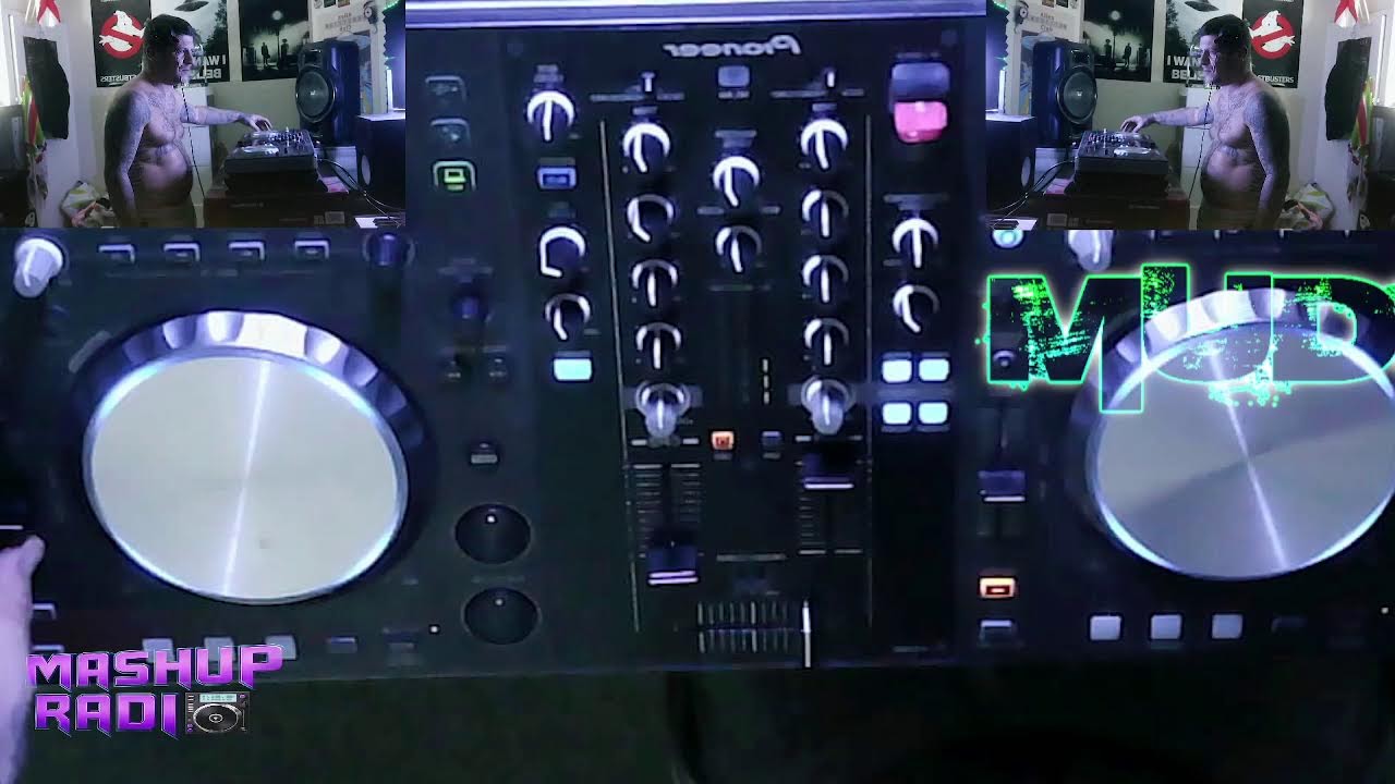 MUDDERZ LIVE FROM THE MUD HUT