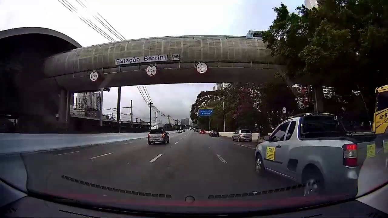 São Paulo a Curitiba de carro (completo)