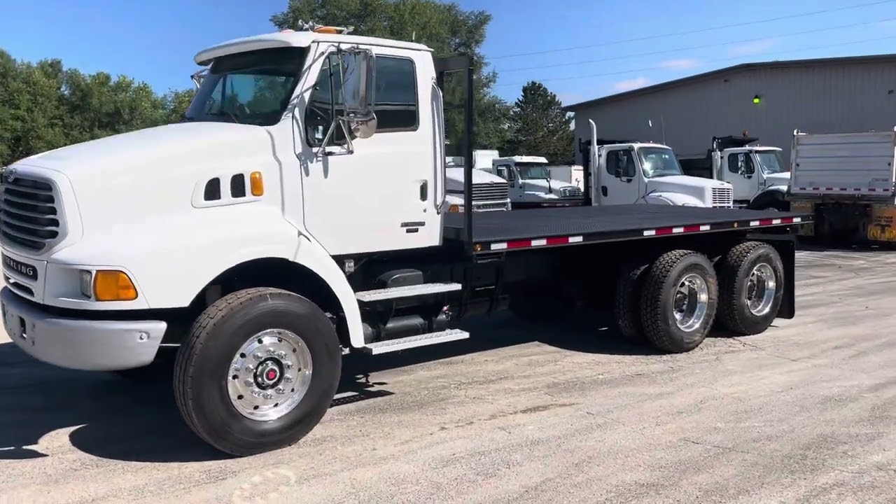 2005 Sterling Flatbed - 450 hp - 55k miles - 50 ton pintle hitch - lockers