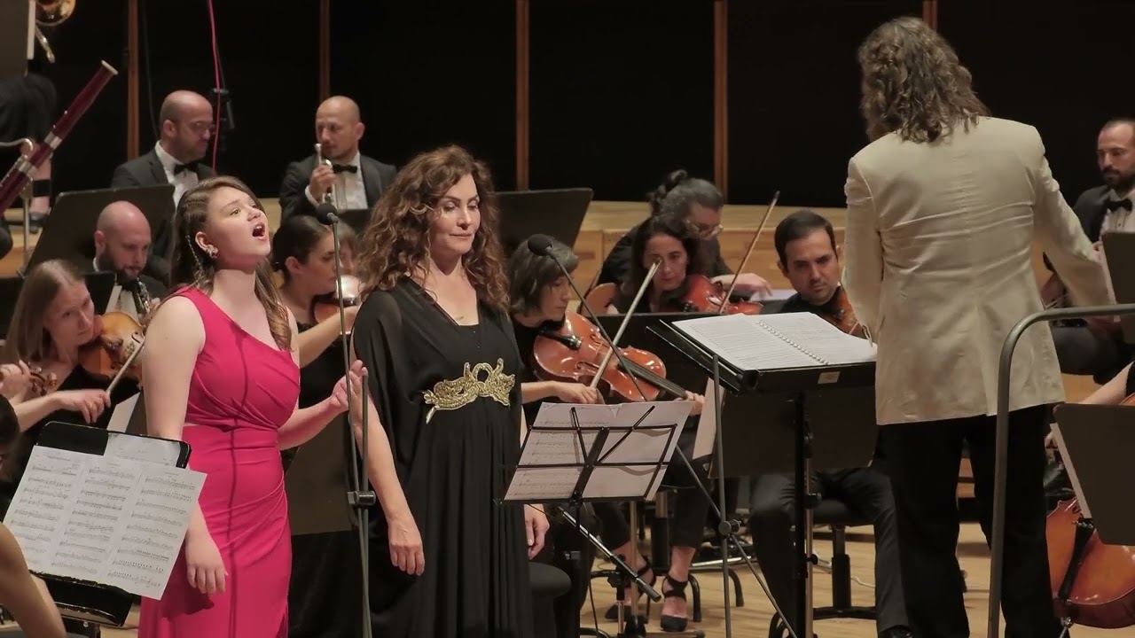 Sarışın Bir Kurt / Zeynep Tanrıverdi & Serenad Bağcan