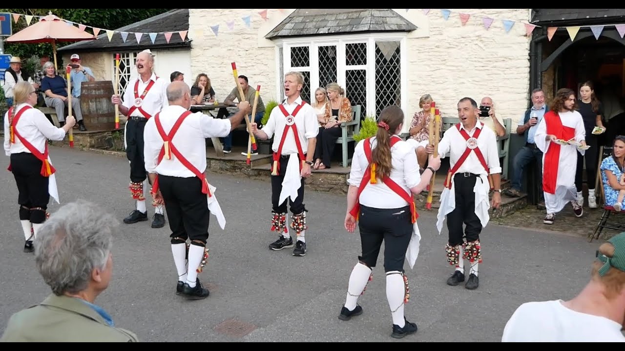 2023 09 02 Dartington Morris at The Durant Arms P1130225 Oh Happy Man