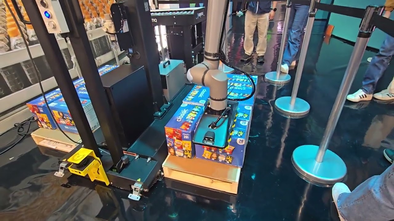 Robotiq @CES2026 north hall