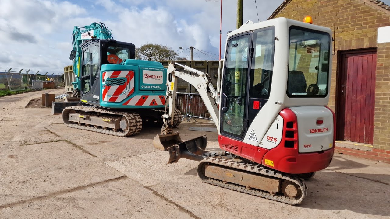 TAKEUCHI TB216 DIGGING A BASE MINI DIGGER EXCAVATOR 2024
