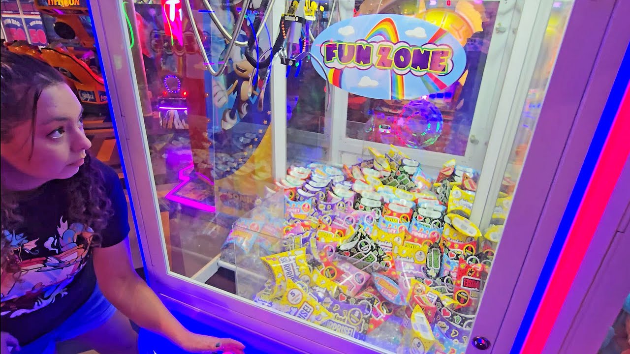 Playing all the Claw Machines at Main Event Arcade!