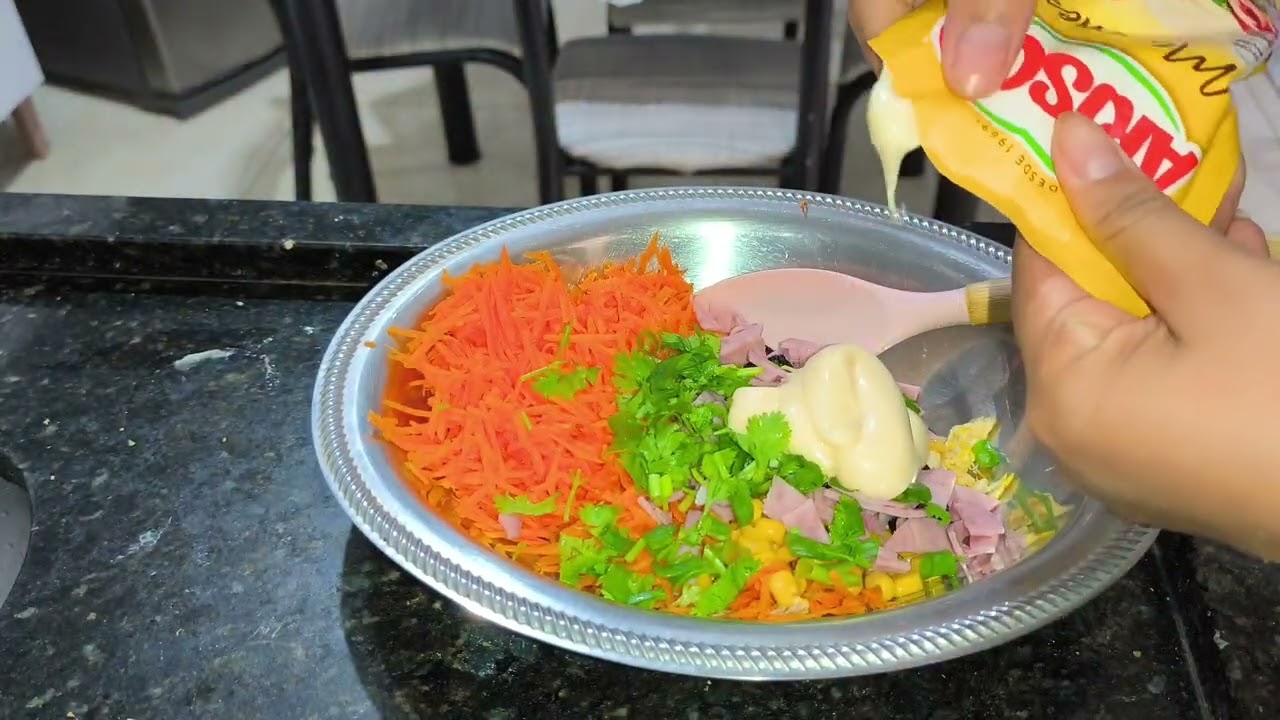 #receitasimples #receitafacil #comidacaseira #salpicão 