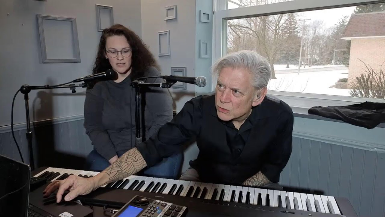 Buddy Keys.  I   Singer Songwriter