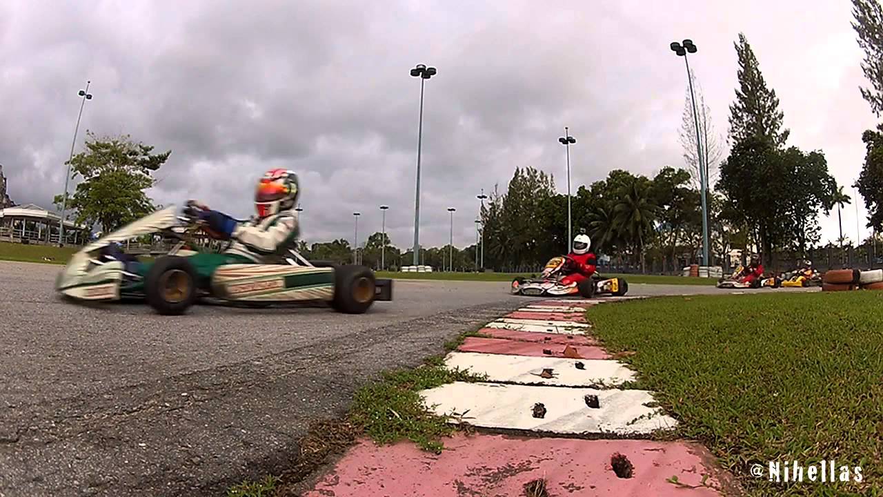 Go Kart at Jerudong Park - SupaKart Circuit (short version)