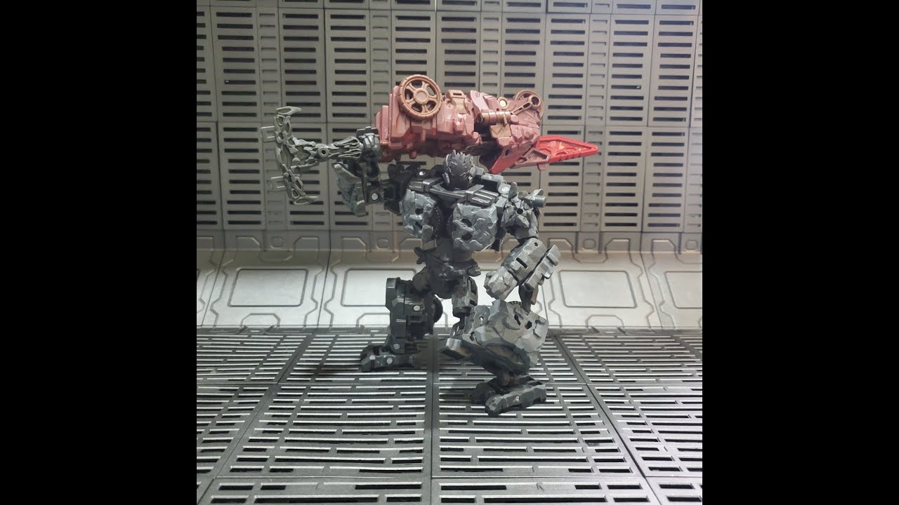 Transformers Legacy United Infernac Universe Magneous and Bouldercrash Review