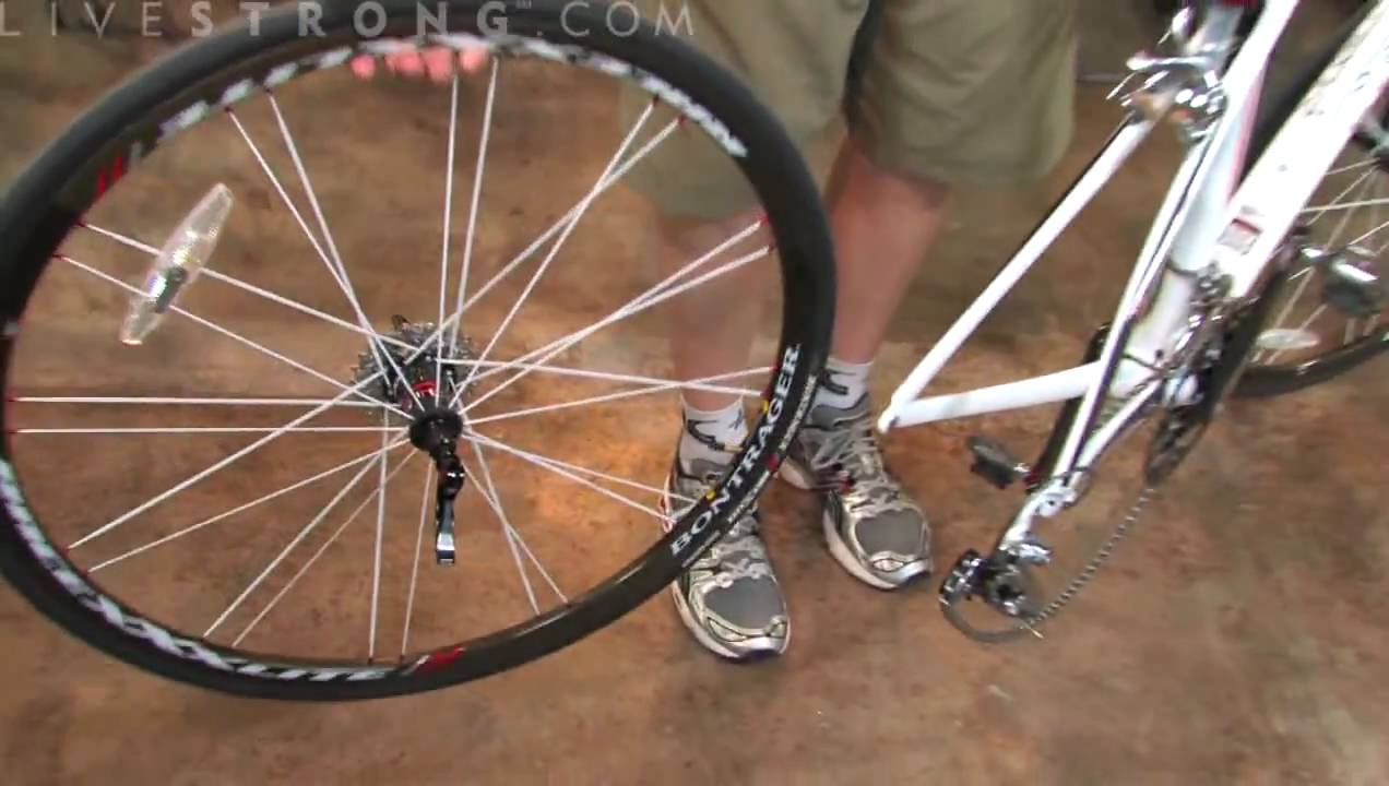How to Remove the Back Wheel on a Road Bike