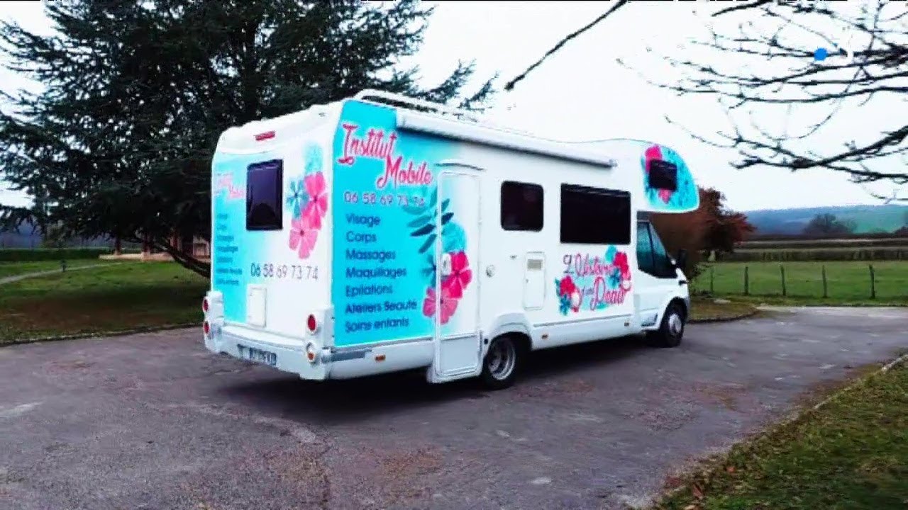 Sur ma route - Un salon de beauté itinérant sillonne les routes de Saône-et-Loire