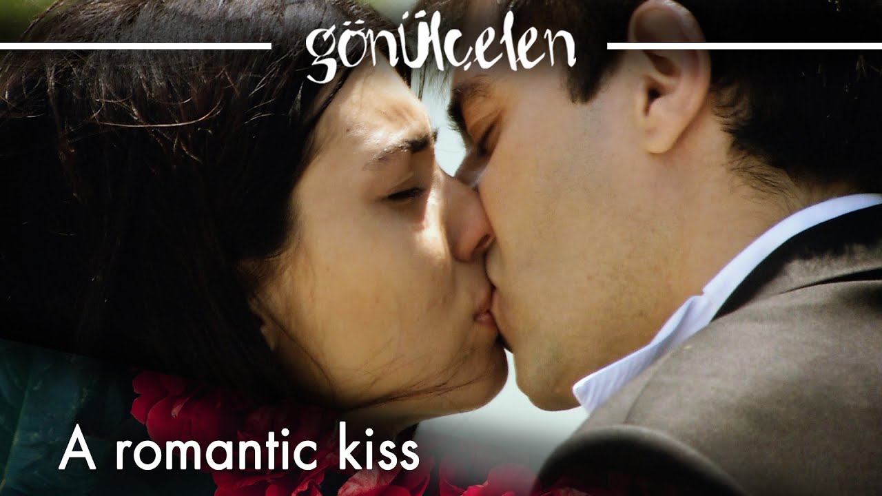 A romantic kiss - Episode 32 | Becoming a Lady