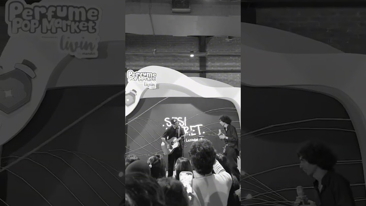 Live Perform Sesi Potret - Enau ft Ari Lesmana (Perfume Pop Market)