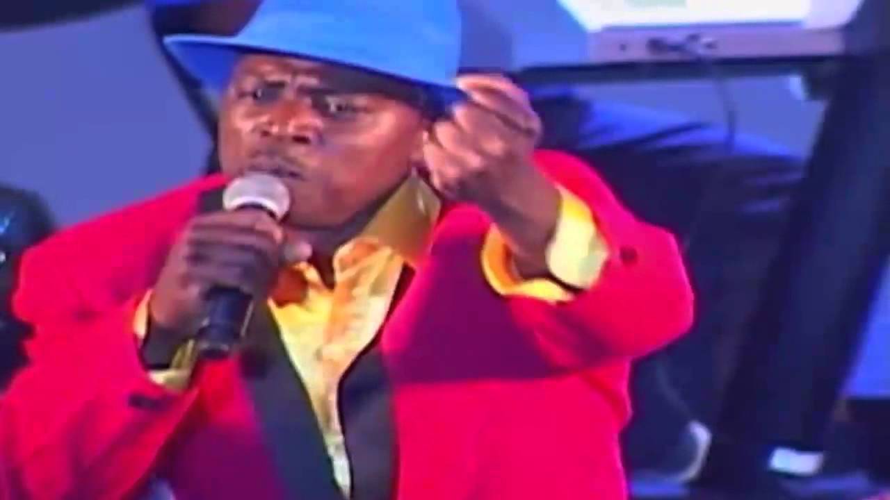 King Bear - Sing A Different Song, Live Calypso! Antigua Carnival 2015