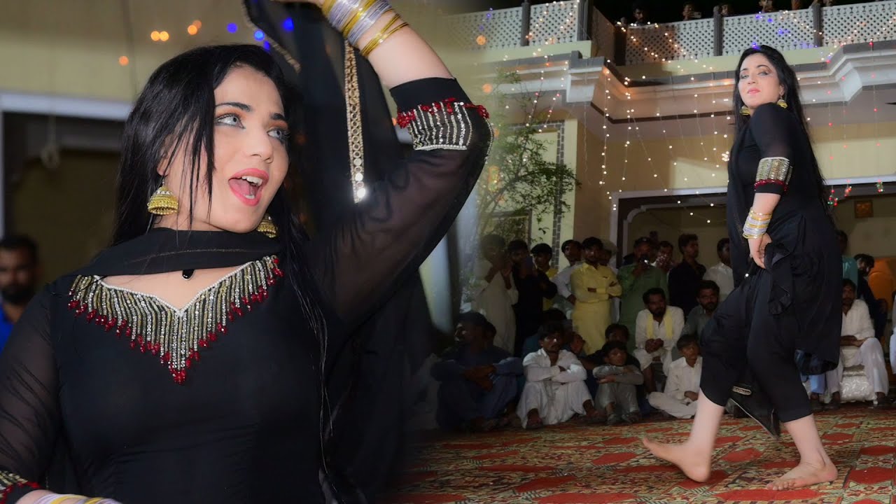 Dhole Kon Akho Sanga Na Moka Ve | Mehak Malik | Dance Performance 2023