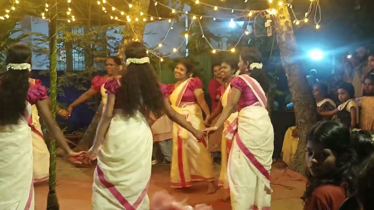 കൈകൊട്ടിക്കളി. ഉത്സവം വിളക്കു മഠത്തിൽ #uthsavam #dance #kaikottikalisongs 