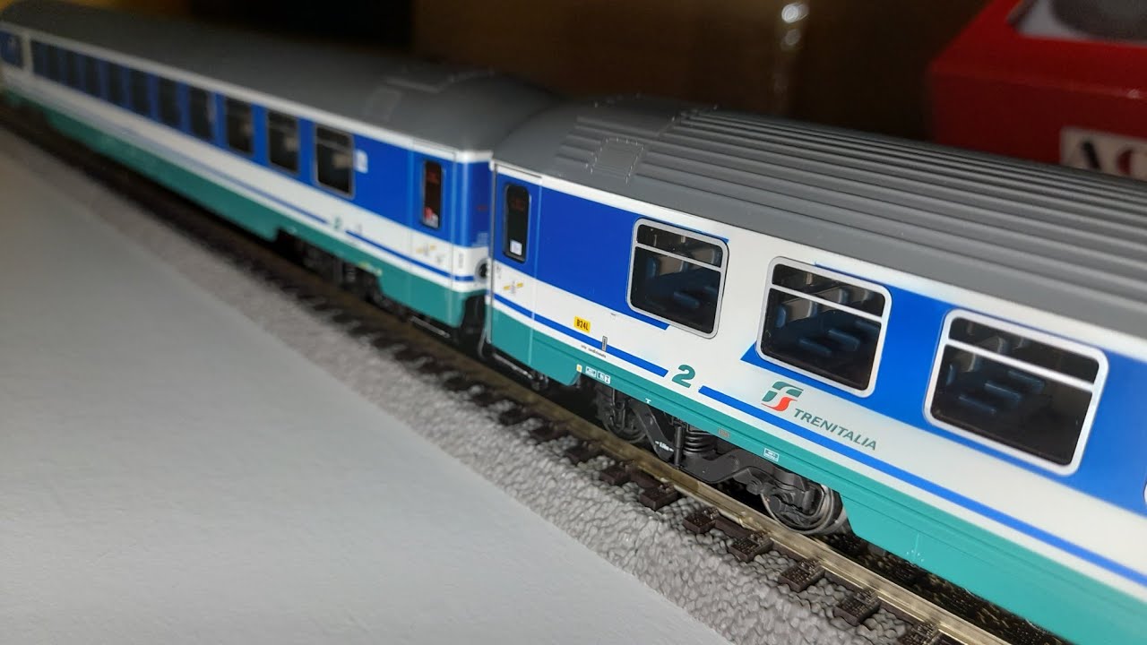 ACME 50796 e 50797 - Le carrozze UIC-X 