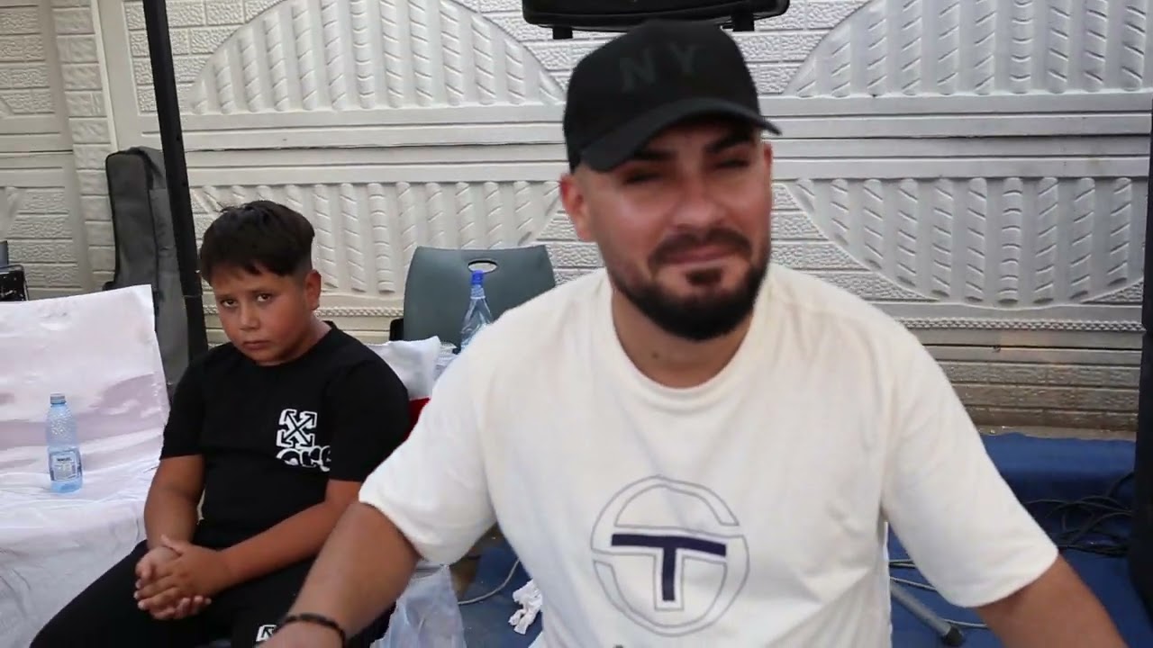 Mare Petrecere la Filiași la Botezul copiilor lui Bulă clip 4