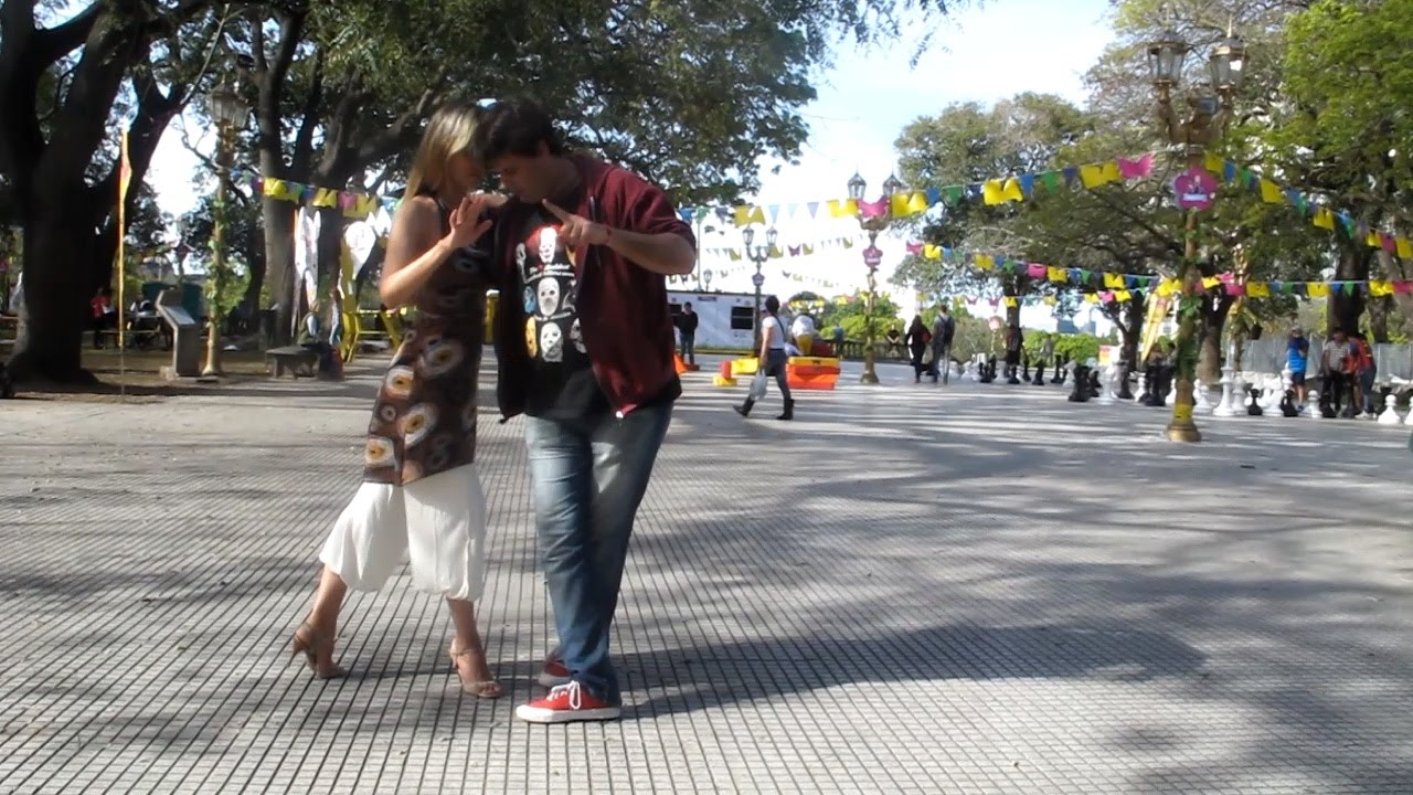 CAMINADAS con cruces del hombre │ Clase de tango nivel 2